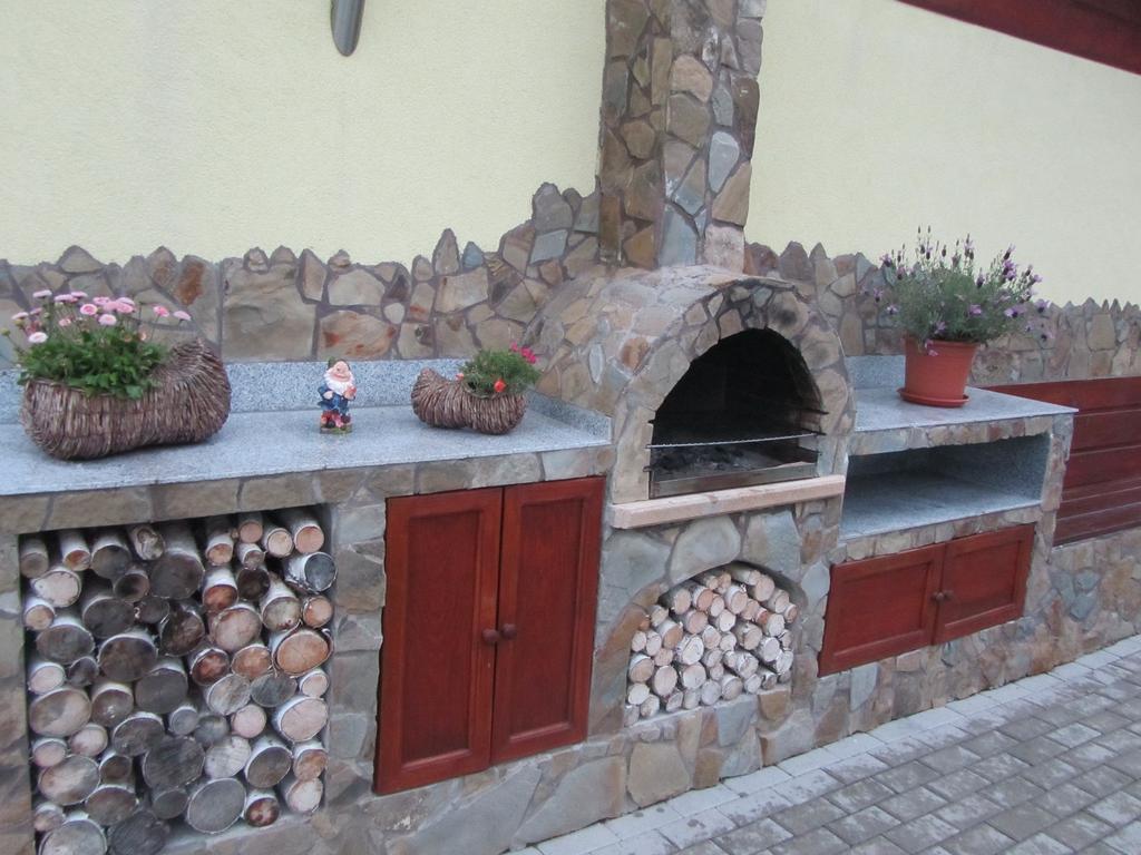 Vila Horal Liptovský Mikuláš Exterior foto