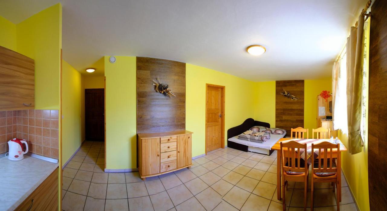 Vila Horal Liptovský Mikuláš Exterior foto